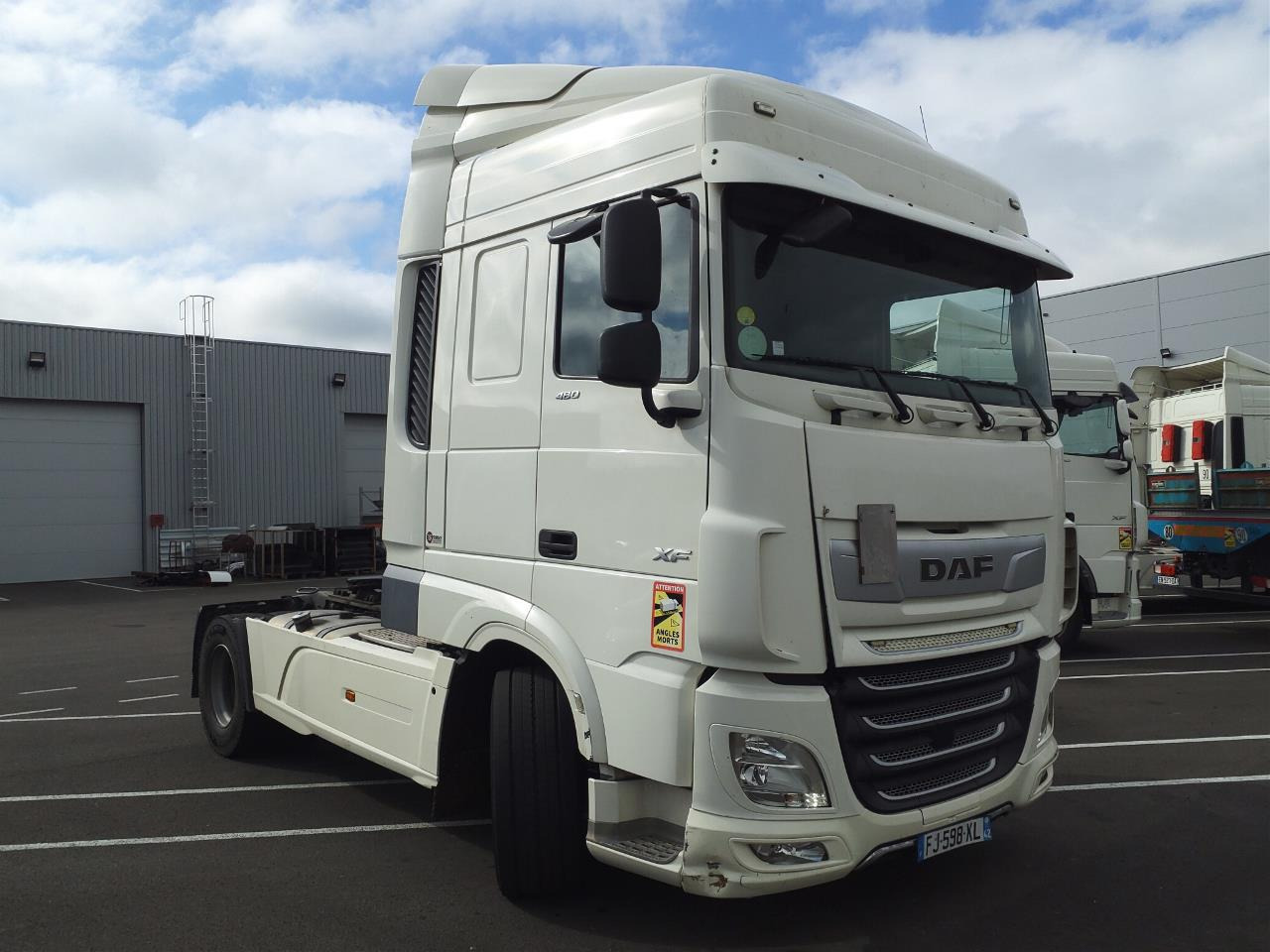 DAF XF 480 - شاحنة جرار: صور 2 DAF XF 480 - شاحنة جرار: صور 2