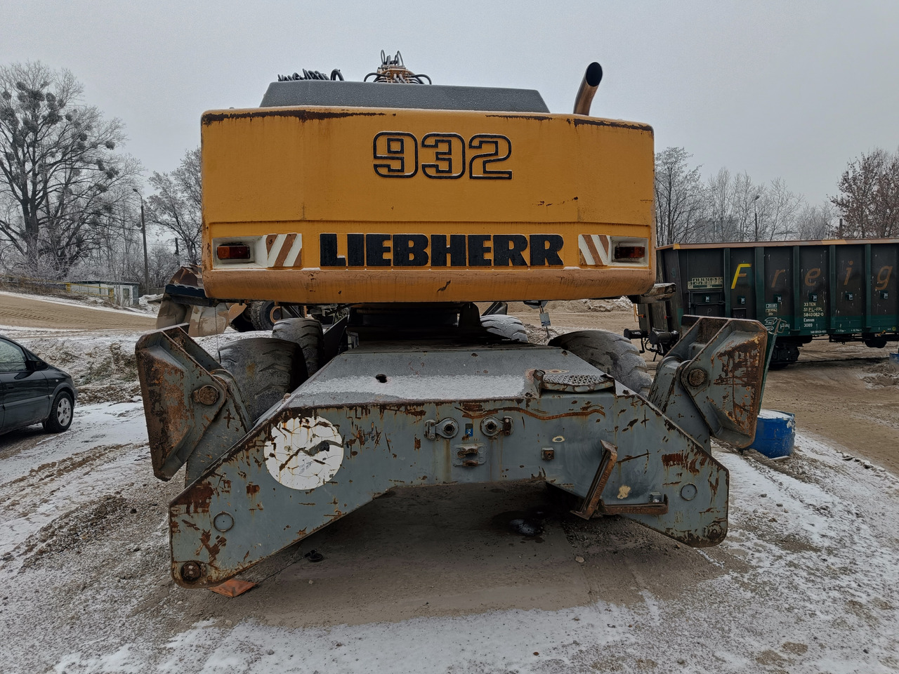 LIEBHERR A 932 Litronic - حفارة النقل والشحن: صور 3 LIEBHERR A 932 Litronic - حفارة النقل والشحن: صور 3