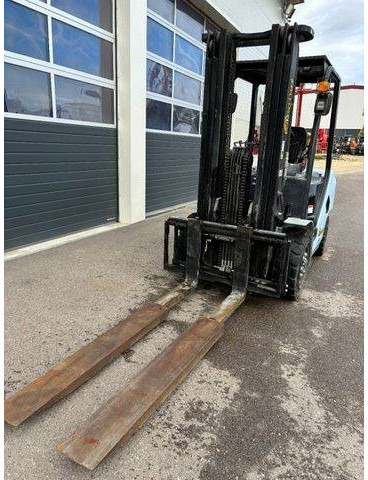 Hyster Yale UT35P Dieselstapler 2500kg, 4800mm, BJ 2019 - رافعة شوكية ديزل: صور 3 Hyster Yale UT35P Dieselstapler 2500kg, 4800mm, BJ 2019 - رافعة شوكية ديزل: صور 3