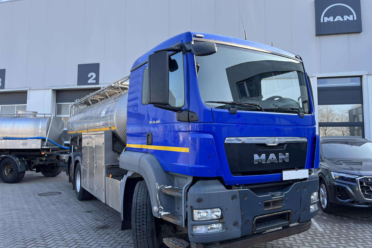 MAN TGS 26.400 6X2-2 LL (08488) - شاحنة صهريج: صور 2 MAN TGS 26.400 6X2-2 LL (08488) - شاحنة صهريج: صور 2