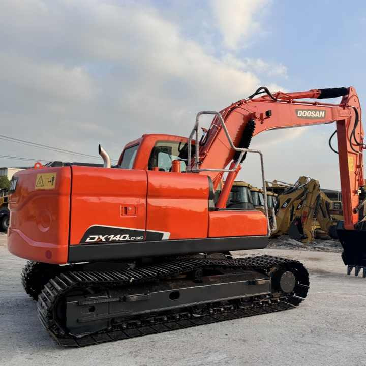 14 Ton Original Korea Used Doosan DX140LC-9c DX 140 150 225 300 Hydraulic Crawler Excavators in Good Condition Doosan140 - حفارة: صور 1 14 Ton Original Korea Used Doosan DX140LC-9c DX 140 150 225 300 Hydraulic Crawler Excavators in Good Condition Doosan140 - حفارة: صور 1
