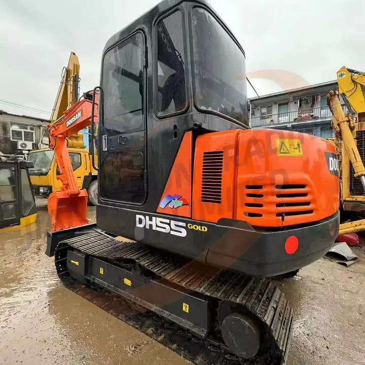 2018 Easy to operate 5 ton dh55 used doosan daewoo 55 crawler excavator dh 55 for sale dh55gold dh55-7 - حفارة: صور 1 2018 Easy to operate 5 ton dh55 used doosan daewoo 55 crawler excavator dh 55 for sale dh55gold dh55-7 - حفارة: صور 1