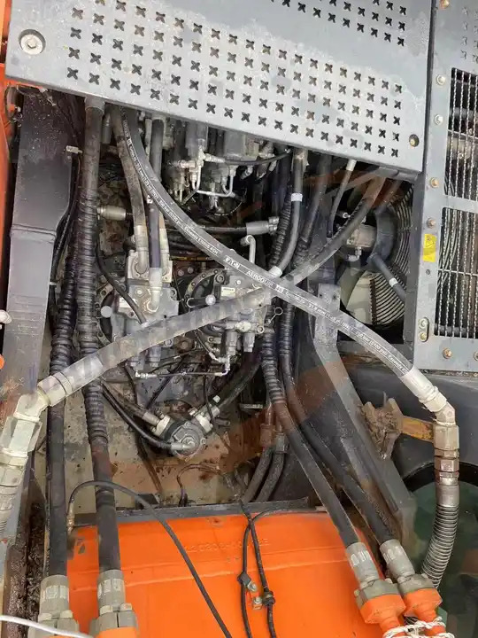 52 ton large mining used doosan dx520lc excavator 520 hydraulic crawler escavadeira dx520 - حفارة: صور 3 52 ton large mining used doosan dx520lc excavator 520 hydraulic crawler escavadeira dx520 - حفارة: صور 3