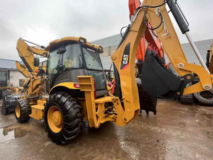 Backhoe loader CAT 420F loader used cheap CAT 420F loader and digger in good running condition on sale - حفار متعدد الاستخدام: صور 4 Backhoe loader CAT 420F loader used cheap CAT 420F loader and digger in good running condition on sale - حفار متعدد الاستخدام: صور 4