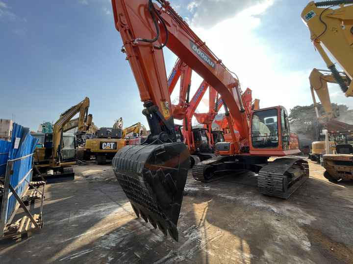 حفارة Best Selling DOOSAN excavator machine construction used machinery equipment dx225 DX60 DX70 DH60  DH220 used excavators in stock: صور 6