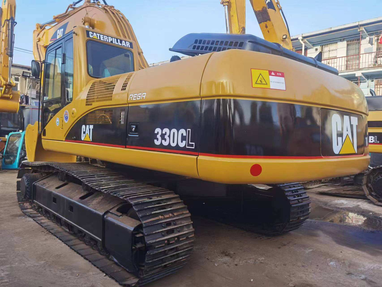 CAT 330C 330D 30Tons excavator Used CAT Excavator - حفارات زحافة: صور 2 CAT 330C 330D 30Tons excavator Used CAT Excavator - حفارات زحافة: صور 2