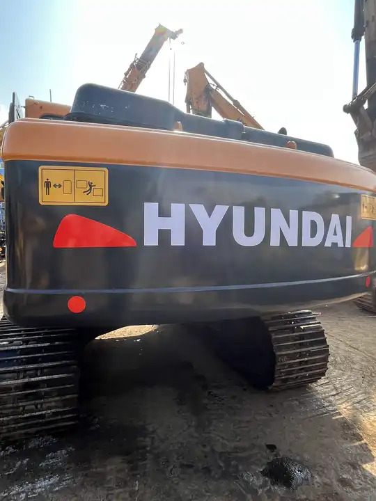 Hyundai 220-9 Used Excavator,Heavy-duty Original Korea Hyundai 220lc-9s,22t Excavator For Sale in Shanghai - حفارات زحافة: صور 3 Hyundai 220-9 Used Excavator,Heavy-duty Original Korea Hyundai 220lc-9s,22t Excavator For Sale in Shanghai - حفارات زحافة: صور 3