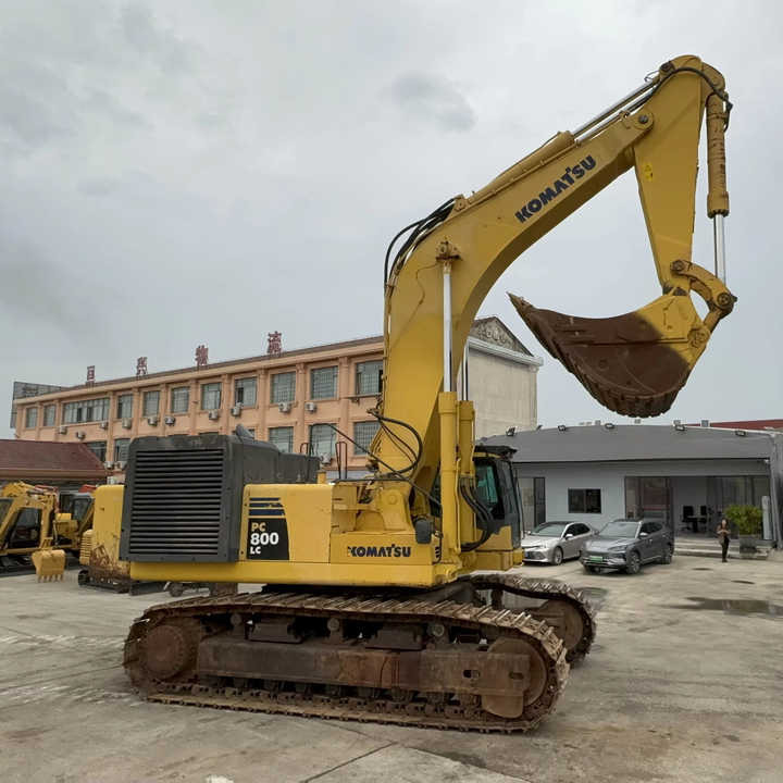Japan Used komatsu Excavator Model PC800 PC700 PC460 Mining Excavator Excellent Condition with Good Price for Sale - حفارات زحافة: صور 1 Japan Used komatsu Excavator Model PC800 PC700 PC460 Mining Excavator Excellent Condition with Good Price for Sale - حفارات زحافة: صور 1