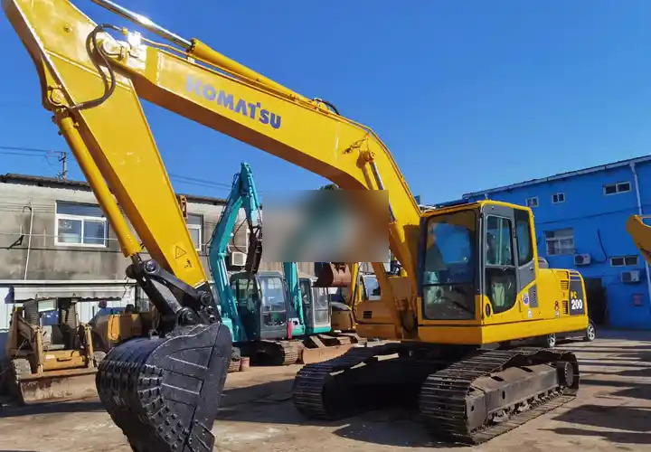 New Arrival Second Hand Pc200-8 Komatsu 20 Ton Crawler Excavator Komatsu Pc 200-8 Used Komatsu Pc 200 Excavator For Sale - حفارة: صور 2 New Arrival Second Hand Pc200-8 Komatsu 20 Ton Crawler Excavator Komatsu Pc 200-8 Used Komatsu Pc 200 Excavator For Sale - حفارة: صور 2