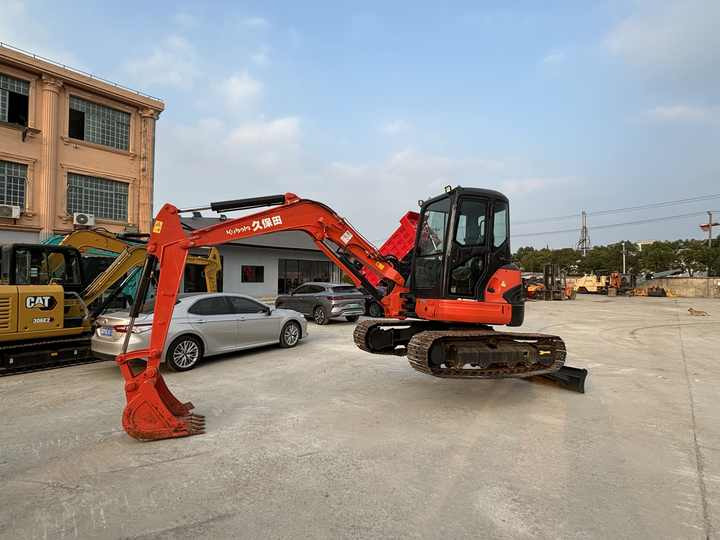 Original Japan Used Kubota Swing Boom Excavator 6 Ton Kubota KX161 155 165 Mini Excavadora Kubota - حفارات زحافة: صور 3 Original Japan Used Kubota Swing Boom Excavator 6 Ton Kubota KX161 155 165 Mini Excavadora Kubota - حفارات زحافة: صور 3