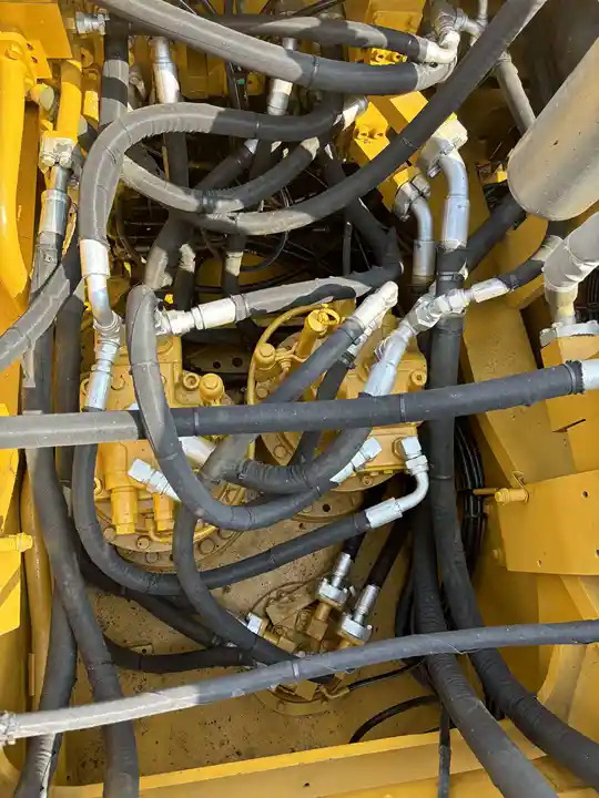 Second Hand CAT 349D2L Large Excavator, Original Cat 349d2L 340d2 340d2l 336dl Excavator Excavator for Hot Sale - حفارة: صور 4 Second Hand CAT 349D2L Large Excavator, Original Cat 349d2L 340d2 340d2l 336dl Excavator Excavator for Hot Sale - حفارة: صور 4
