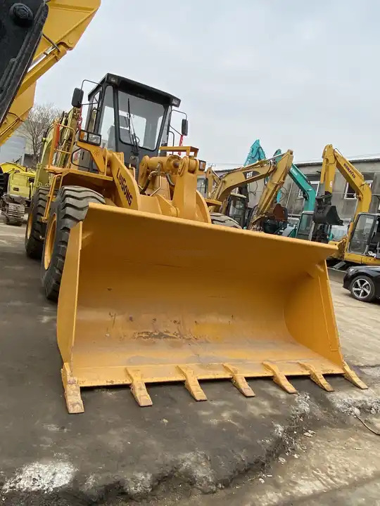 Second hand LiuGong wheel loader LG856 ,good condition chinese loader 856 wheel loader ,Liu gong Wheel Loader 856 Earth-moving - اللودر بعجل: صور 4 Second hand LiuGong wheel loader LG856 ,good condition chinese loader 856 wheel loader ,Liu gong Wheel Loader 856 Earth-moving - اللودر بعجل: صور 4