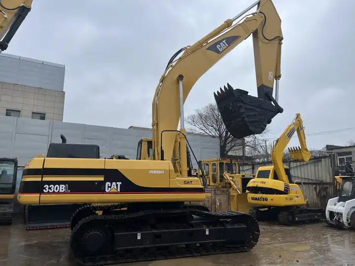 Used Caterpillar CAT 330BL excavator Japan Used CAT330BL 330CL Second Hand hydraulic crawler excavator in stock - حفارات زحافة: صور 2 Used Caterpillar CAT 330BL excavator Japan Used CAT330BL 330CL Second Hand hydraulic crawler excavator in stock - حفارات زحافة: صور 2