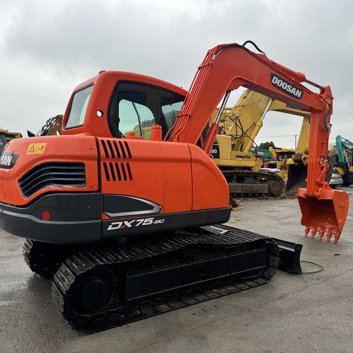 Used Excavator Doosan Dx75-9c Dx80 Dx60 Excavators Machinery Doosan Dx75-9c Dx80 Dx60 Dx225 Good Condition Low Price - حفارات زحافة: صور 1 Used Excavator Doosan Dx75-9c Dx80 Dx60 Excavators Machinery Doosan Dx75-9c Dx80 Dx60 Dx225 Good Condition Low Price - حفارات زحافة: صور 1