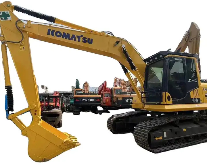 Used Komatsu Pc200-8 Excavator Used Japan Original Komatsu 220 200 Excavator Pc220-8 Excavator Available - حفارة: صور 2 Used Komatsu Pc200-8 Excavator Used Japan Original Komatsu 220 200 Excavator Pc220-8 Excavator Available - حفارة: صور 2