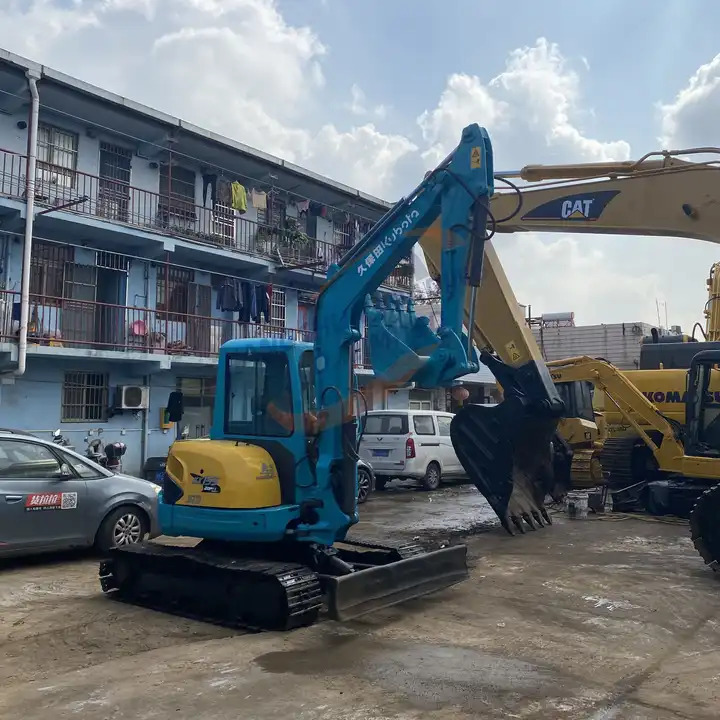 Used Kubota Kx155 Digger 5 Tons Crawler Excavators Japan Earthmoving Machinery With Good Working Condition For Sale - حفارات زحافة: صور 1 Used Kubota Kx155 Digger 5 Tons Crawler Excavators Japan Earthmoving Machinery With Good Working Condition For Sale - حفارات زحافة: صور 1
