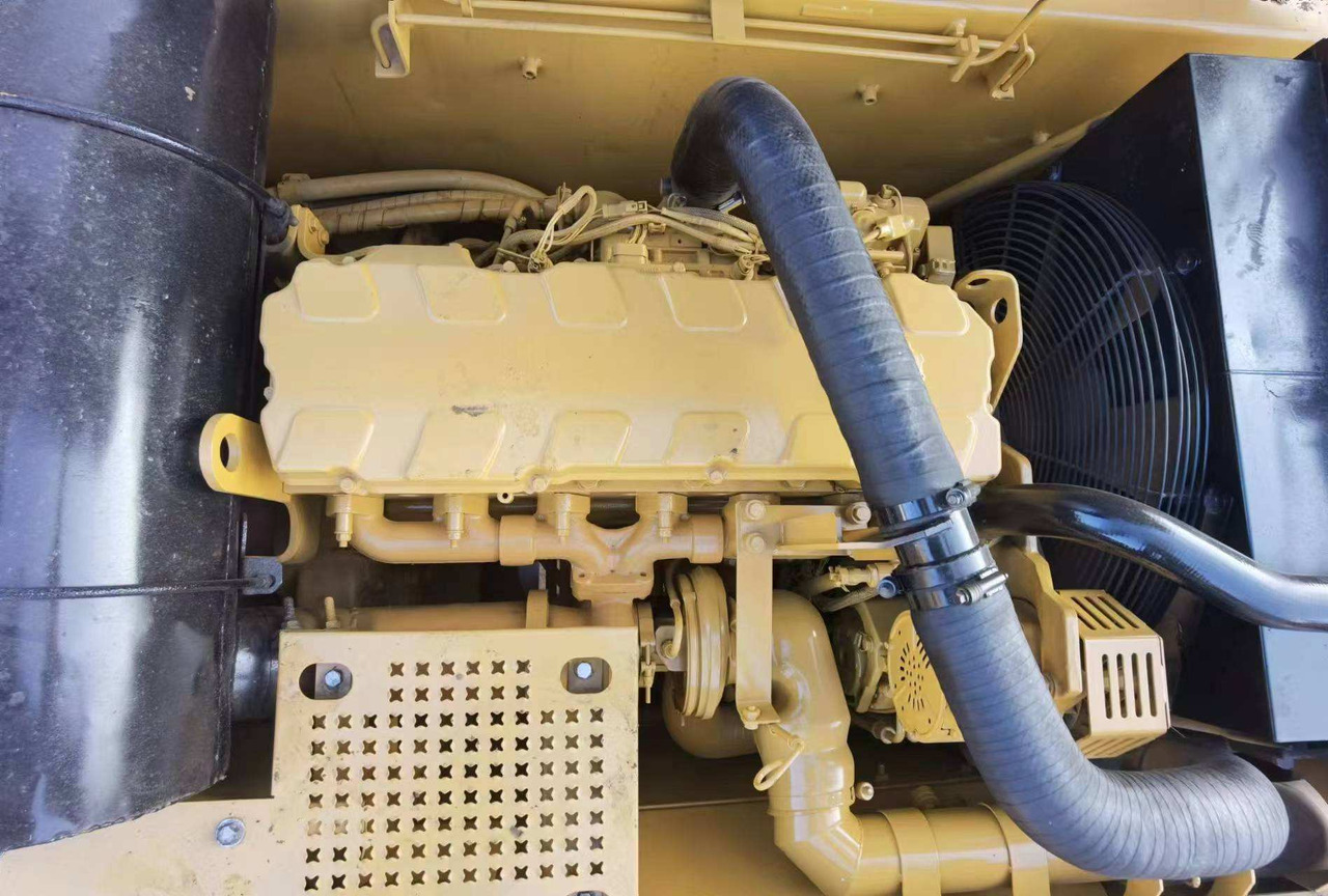 Used construction machinery 30Tons excavator Used CAT Excavator CAT 330C CAT 330CL - حفارات زحافة: صور 4 Used construction machinery 30Tons excavator Used CAT Excavator CAT 330C CAT 330CL - حفارات زحافة: صور 4