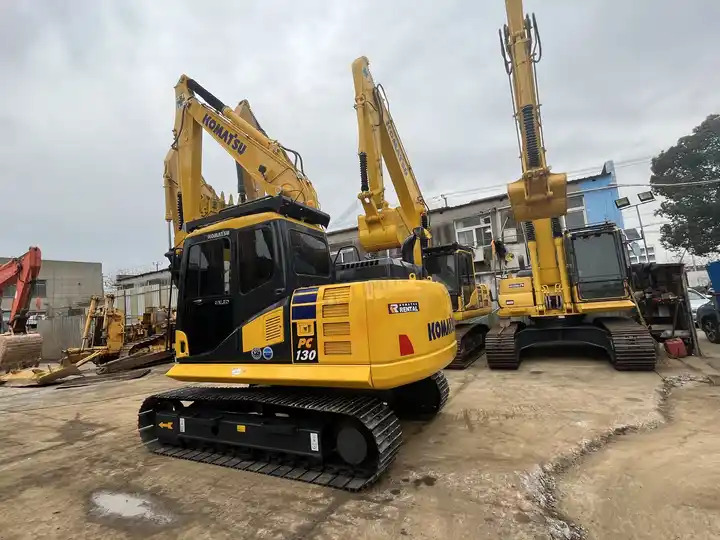 Perfect performance japan original low hourS used Komatsu PC130-7 excavator for hot sale - حفارات زحافة: صور 4 Perfect performance japan original low hourS used Komatsu PC130-7 excavator for hot sale - حفارات زحافة: صور 4