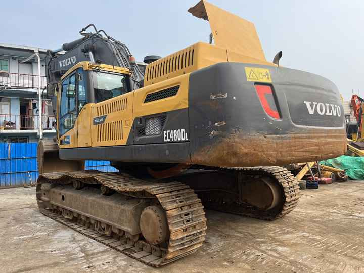 Used Volvo excavator EC 480DL in good condition for sale - حفارات زحافة: صور 5 Used Volvo excavator EC 480DL in good condition for sale - حفارات زحافة: صور 5