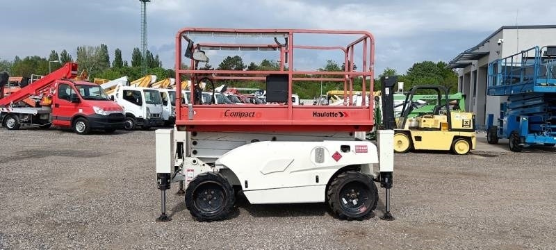 Haulotte Compact 10 DX - 4x4 - 10m - diesel - رافعات مقصية: صور 5 Haulotte Compact 10 DX - 4x4 - 10m - diesel - رافعات مقصية: صور 5