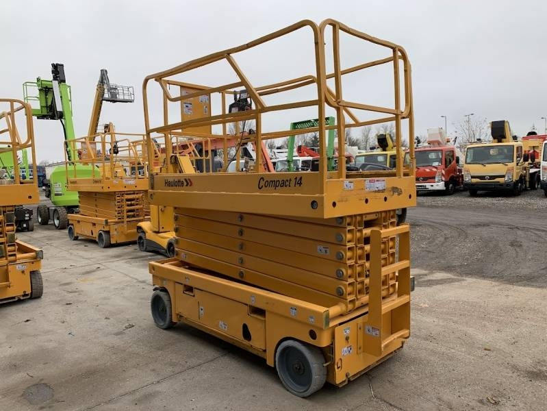 Haulotte Compact 14 - 14 m, electric - رافعات مقصية: صور 1 Haulotte Compact 14 - 14 m, electric - رافعات مقصية: صور 1
