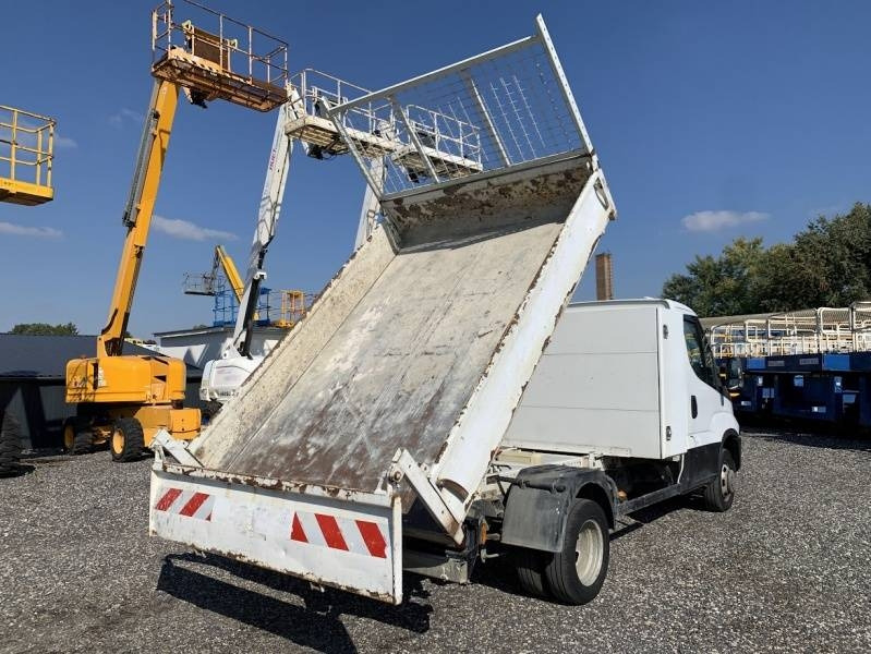 Iveco 35C13 - Tipper - قلابات: صور 1 Iveco 35C13 - Tipper - قلابات: صور 1