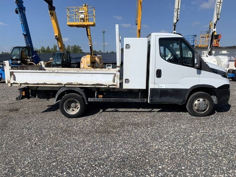 Iveco 35C13 - Tipper - قلابات: صور 5 Iveco 35C13 - Tipper - قلابات: صور 5