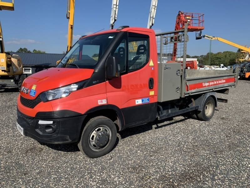 Iveco 35C13 - Tipper - قلابات: صور 3 Iveco 35C13 - Tipper - قلابات: صور 3