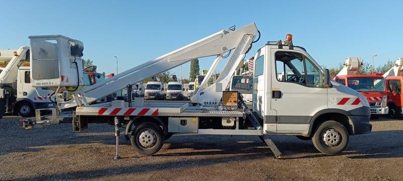 Iveco Daily Multitel 160 ALU DS - 16m - مصاعد الازدهار محمولة على شاحنة: صور 4 Iveco Daily Multitel 160 ALU DS - 16m - مصاعد الازدهار محمولة على شاحنة: صور 4