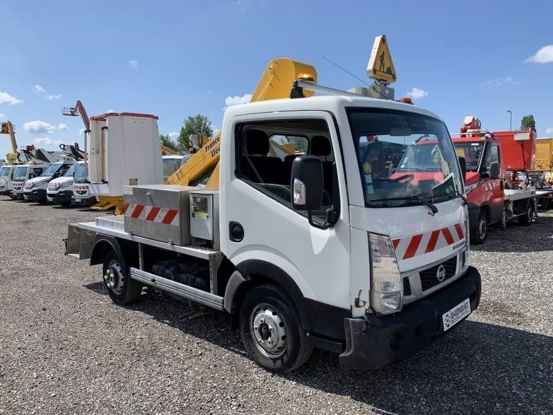 مصاعد الازدهار محمولة على شاحنة Nissan Cabstar France Elevateur Topy 11 - 11 m: صور 1