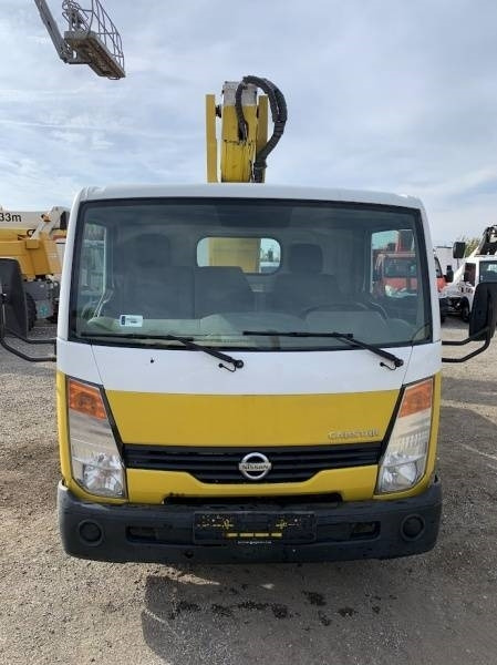 Nissan Cabstar Multitel MT222 - 22m, 200kg - مصاعد الازدهار محمولة على شاحنة: صور 3 Nissan Cabstar Multitel MT222 - 22m, 200kg - مصاعد الازدهار محمولة على شاحنة: صور 3