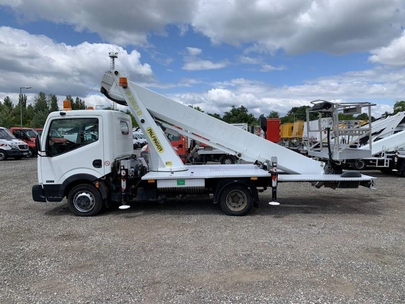 Nissan Cabstar Palfinger P260B - 25,6 m - 230 kg - مصاعد الازدهار محمولة على شاحنة: صور 5 Nissan Cabstar Palfinger P260B - 25,6 m - 230 kg - مصاعد الازدهار محمولة على شاحنة: صور 5