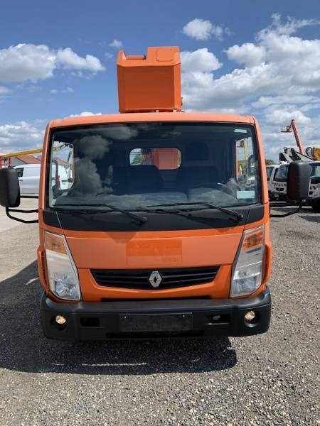 Renault Maxity CMC TB260 - 26 m - 200 kg - مصاعد الازدهار محمولة على شاحنة: صور 3 Renault Maxity CMC TB260 - 26 m - 200 kg - مصاعد الازدهار محمولة على شاحنة: صور 3