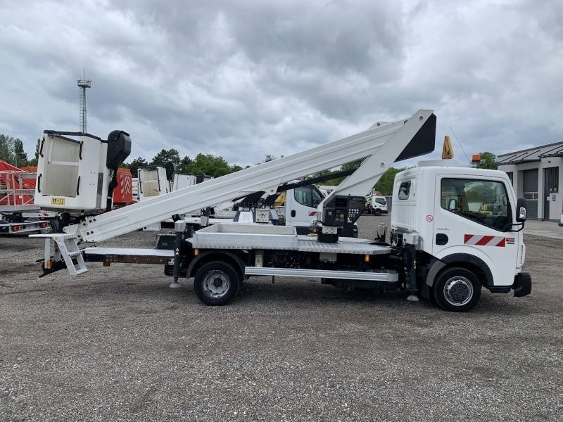 Renault Maxity ISOLI VT60NE - 20m, 250kg - مصاعد الازدهار محمولة على شاحنة: صور 4 Renault Maxity ISOLI VT60NE - 20m, 250kg - مصاعد الازدهار محمولة على شاحنة: صور 4
