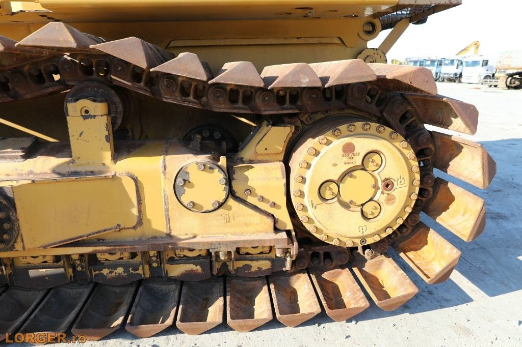 بلدوزر CAT D 7 E LGP: صور 10