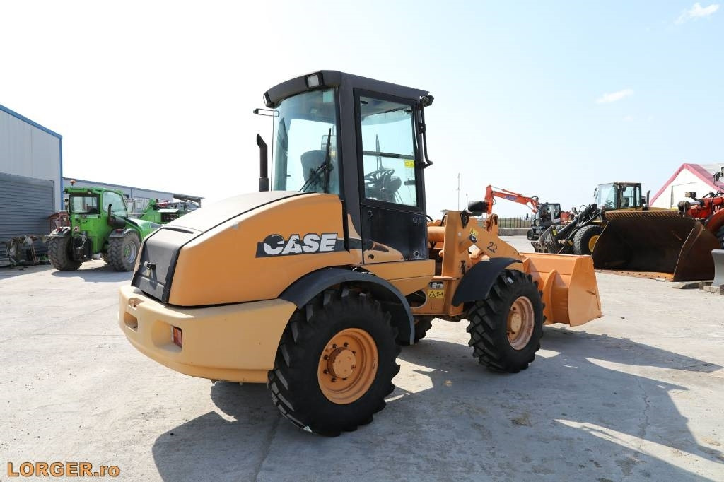 Case 211 D  - اللودر بعجل: صور 3 Case 211 D  - اللودر بعجل: صور 3