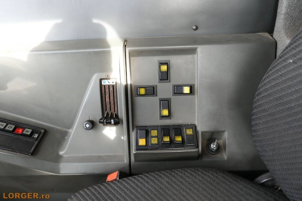 رافعة لجميع التضاريس Grove GMK 2035: صور 21