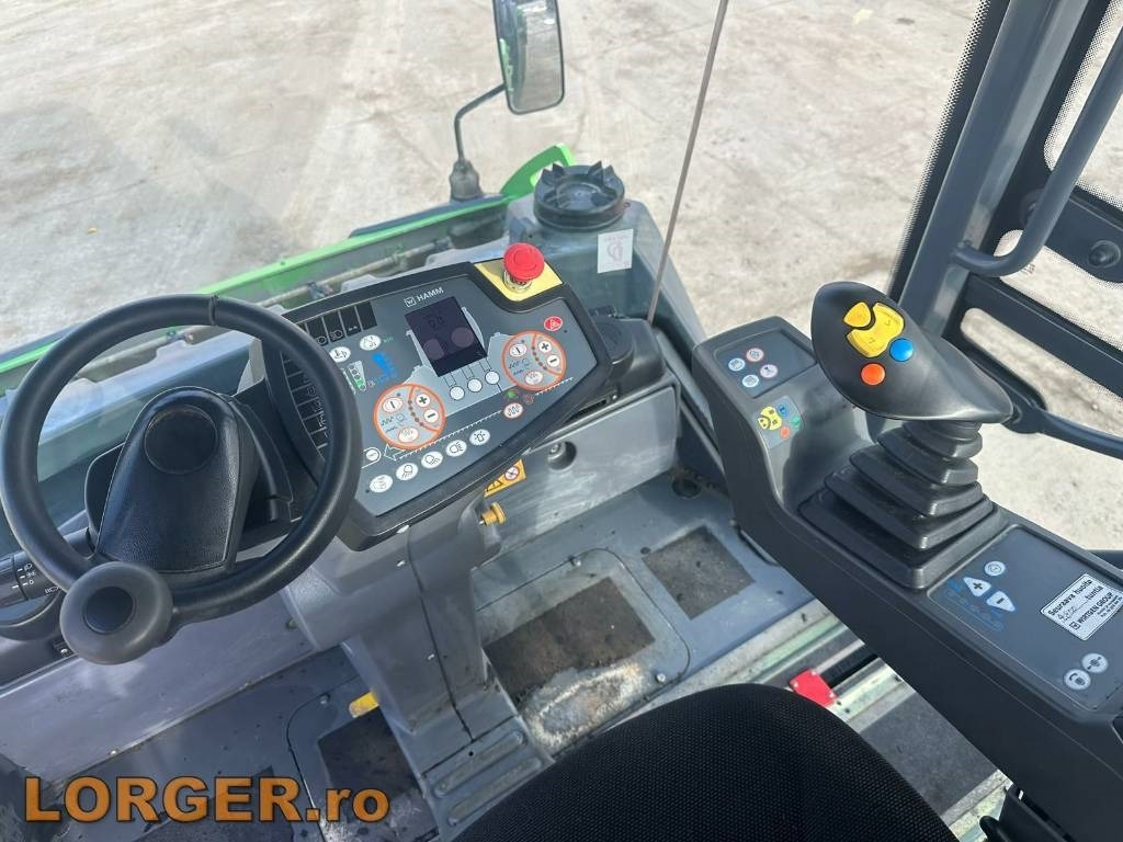 مدحلة الأسفلت Hamm HD+ 110i VO: صور 16 مدحلة الأسفلت Hamm HD+ 110i VO: صور 16