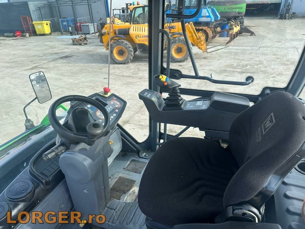 مدحلة الأسفلت Hamm HD+ 110i VO: صور 15 مدحلة الأسفلت Hamm HD+ 110i VO: صور 15