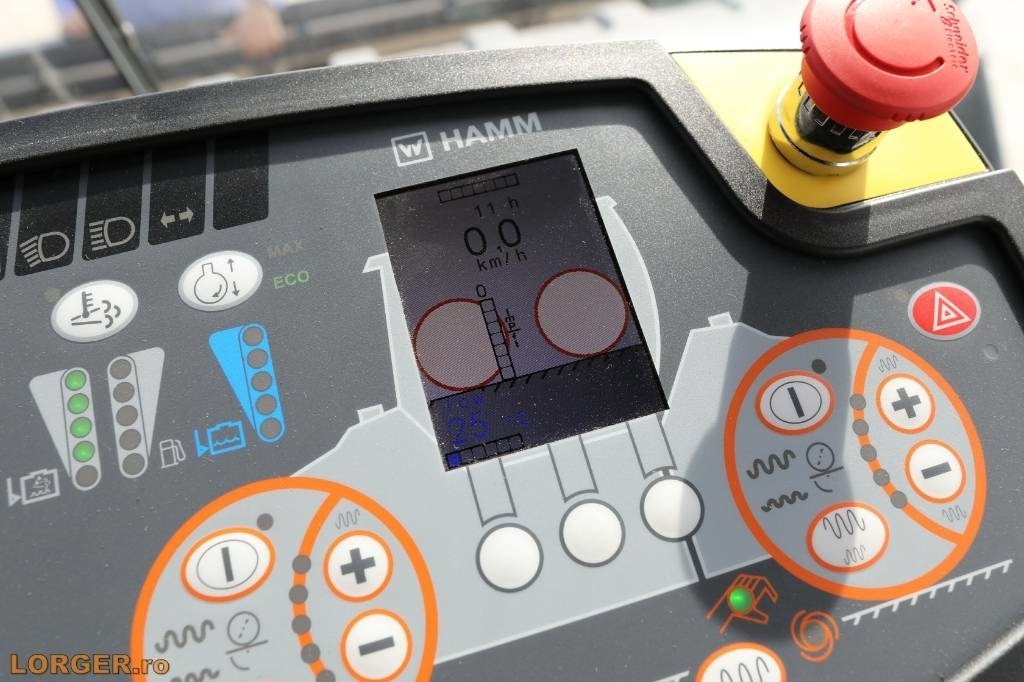 مدحلة الأسفلت Hamm HD 120 VO: صور 13