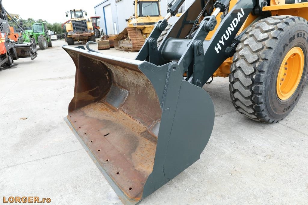 Hyundai HL 955 A - اللودر بعجل: صور 5 Hyundai HL 955 A - اللودر بعجل: صور 5