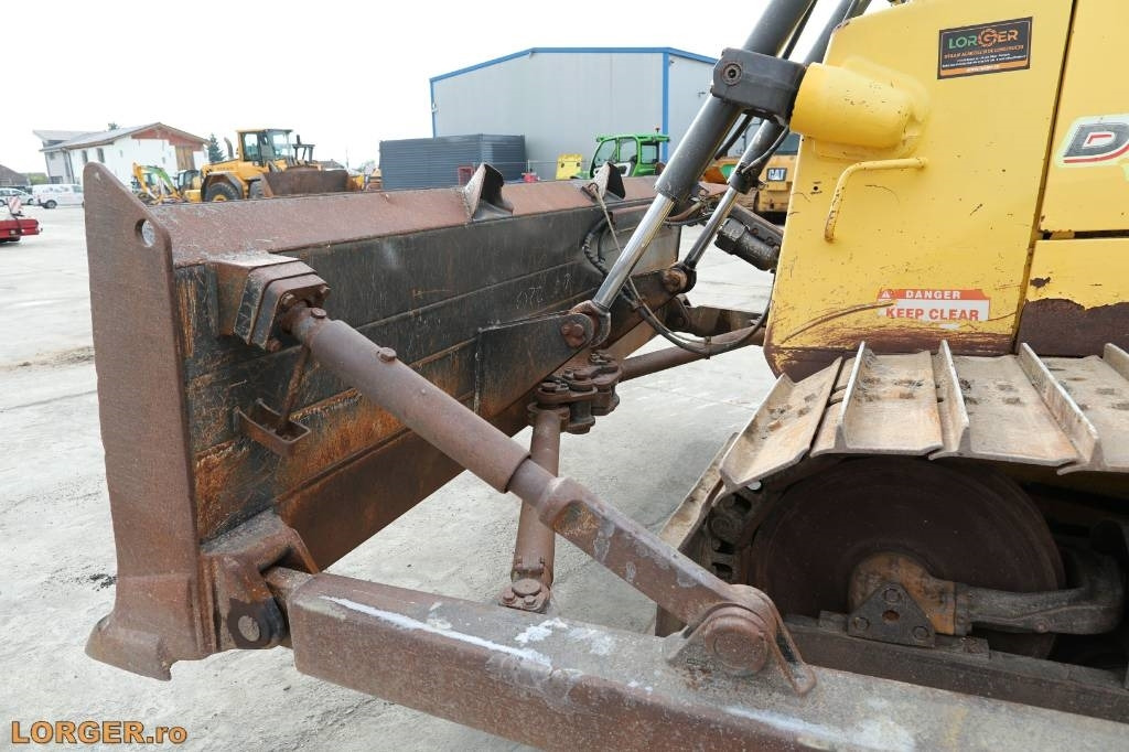 New Holland D 180 - بلدوزر: صور 5 New Holland D 180 - بلدوزر: صور 5