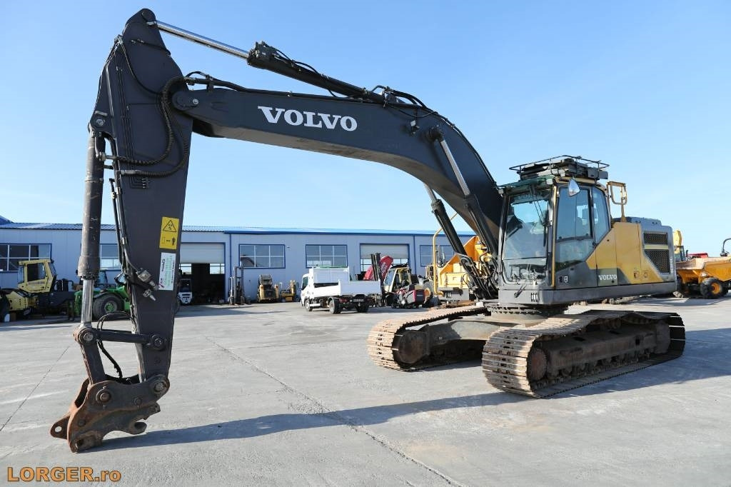 Volvo EC 300 EL - حفارات زحافة: صور 1 Volvo EC 300 EL - حفارات زحافة: صور 1