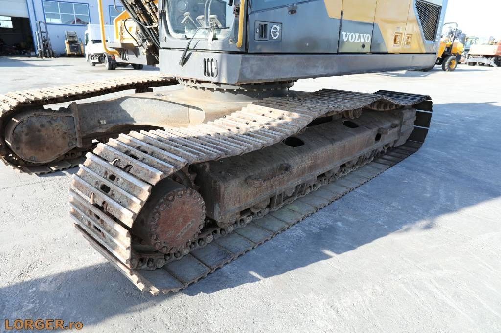 Volvo EC 300 EL - حفارات زحافة: صور 5 Volvo EC 300 EL - حفارات زحافة: صور 5