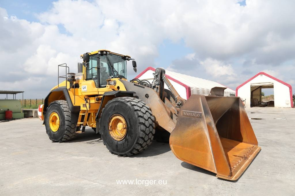 Volvo L 220 H - اللودر بعجل: صور 1 Volvo L 220 H - اللودر بعجل: صور 1