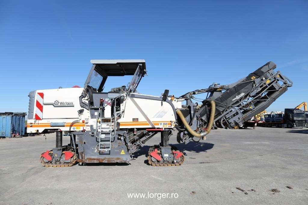Wirtgen W 150 - ماكينات لصقل الأسفلت: صور 2 Wirtgen W 150 - ماكينات لصقل الأسفلت: صور 2