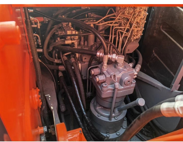 2020 Hitachi Zaxis 120 - حفارات زحافة: صور 5 2020 Hitachi Zaxis 120 - حفارات زحافة: صور 5