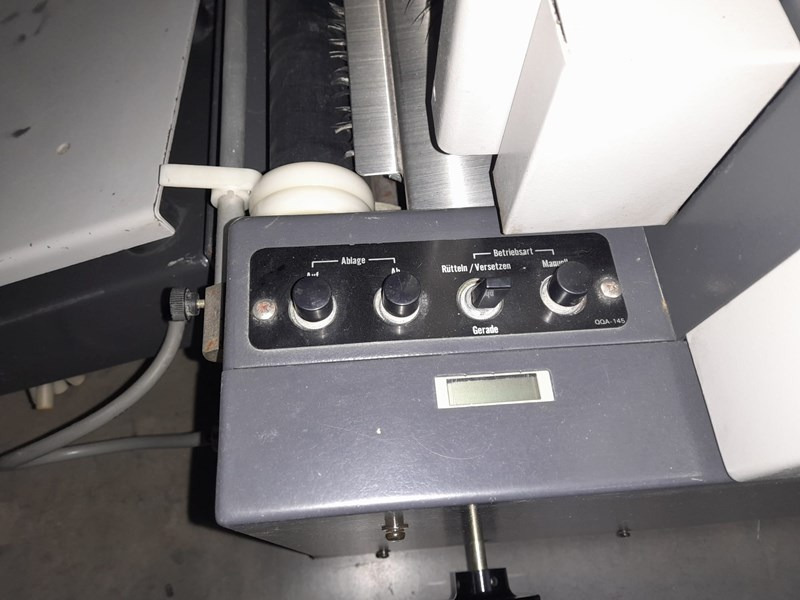 Horizon AC-8000 S | collator | 8 stations | 1992 - آلات الطباعة: صور 4 Horizon AC-8000 S | collator | 8 stations | 1992 - آلات الطباعة: صور 4