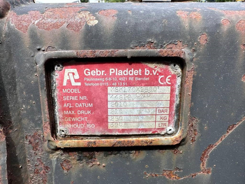 Pladdet CW10 tilt bucket / schwenklöffel / kantelbak graaf - بكت - آلات البناء: صور 5 Pladdet CW10 tilt bucket / schwenklöffel / kantelbak graaf - بكت - آلات البناء: صور 5