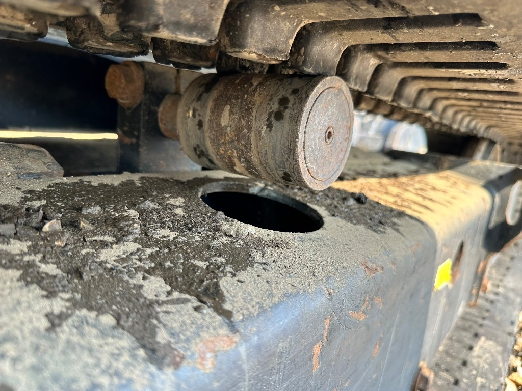 حفارة مصغرة CAT 304.5 E2 XTC: صور 30